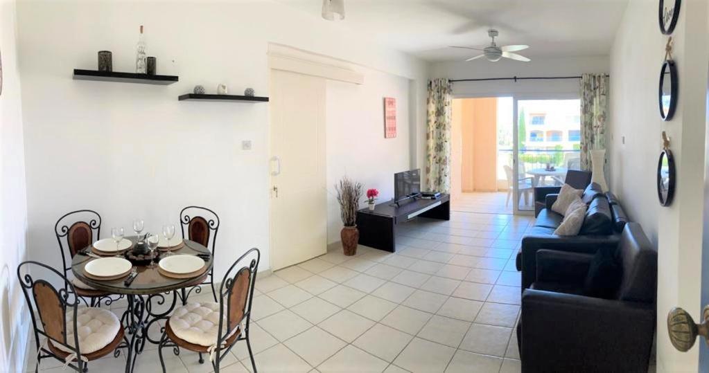 Regina Gardens Harmony Apartment *